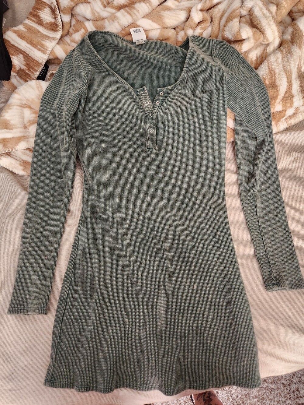 PINK Victoria's Secret Sage Green Ribbed Henley Long-Sleeve Dress